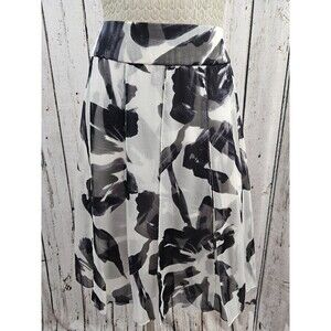 LM Women's 10 Carmen Marc Valvo 100% Silk Black & White A-Line Dressy‎ Skirt EUC